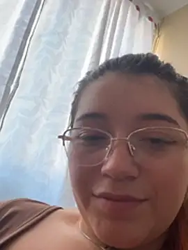 Karina Leon online show from 04/18/26, 07:58