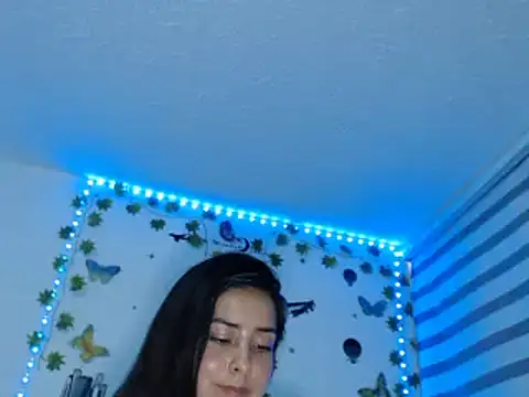 AlessiaFischer17 online show from 03/13/25, 08:11