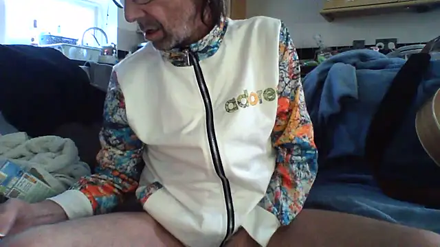 Grower and shower online show from 04/05/26, 04:15