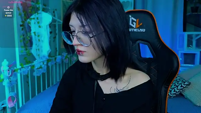 Snapshot of Setsunai_ chatting on 03/09/25, 10:41 Setsunai online show from 03/09/25, 10:41