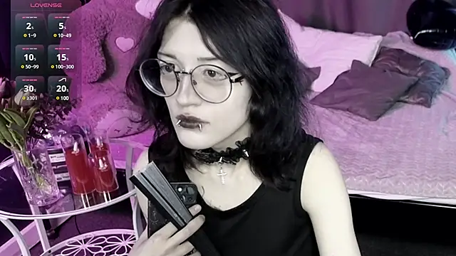 Snapshot of Setsunai_ chatting on 03/13/25, 11:38 Setsunai online show from 03/13/25, 11:38