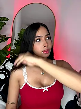 Snapshot of _Emily_Thompson_ chatting on 10/27/25, 10:41 Emily Thompson online show from 10/27/25, 10:41