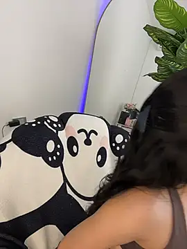 Snapshot of _Emily_Thompson_ chatting on 07/17/26, 12:28 Emily Thompson online show from 07/17/26, 12:28