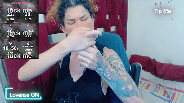 Snapshot of ana_tsxxx chatting on 06/15/26, 11:18 ana tsxxx online show from 06/15/26, 11:18