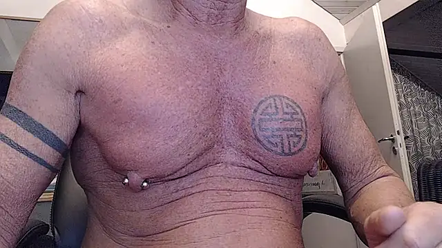 munichrubber online show from 10/14/25, 03:51