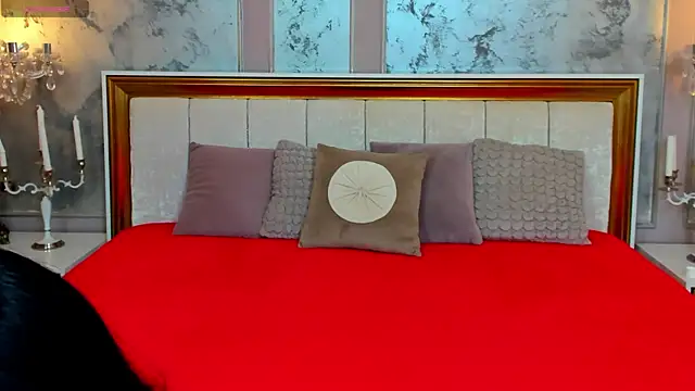 Snapshot of MightyMiss chatting on 03/12/25, 07:02 MightyMiss online show from 03/12/25, 07:02