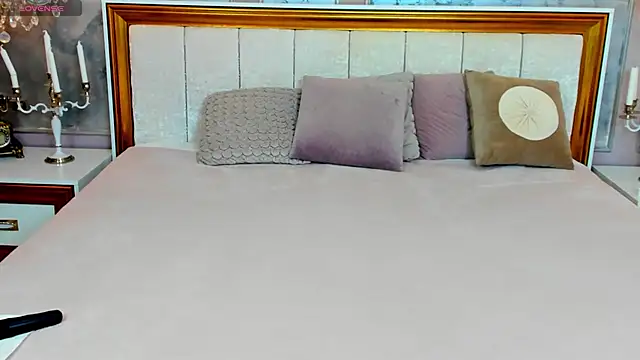 Snapshot of MightyMiss chatting on 03/19/25, 07:07 MightyMiss online show from 03/19/25, 07:07