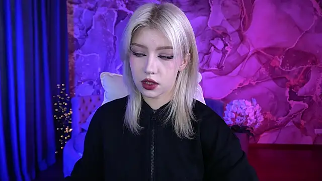 SelenaIris online show from 09/27/25, 06:29