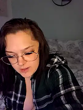 Snapshot of Saucy-Serenity chatting on 09/23/25, 07:39 Saucy-Serenity online show from 09/23/25, 07:39