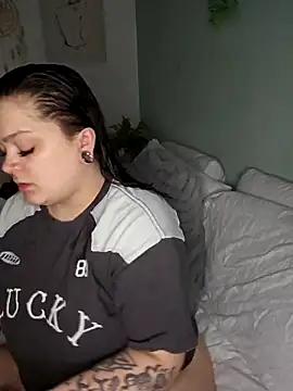 Saucy-Serenity online show from 03/21/26, 08:23