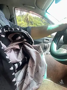 dam-her-boy online show from 04/15/26, 07:59