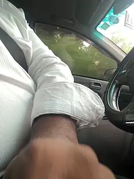 dam-her-boy online show from 04/16/26, 11:44