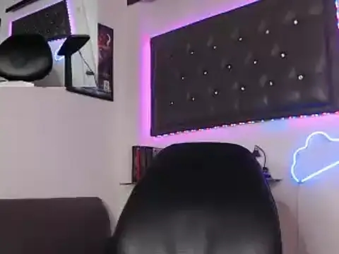 Monkey uchiha777 online show from 03/14/25, 06:50