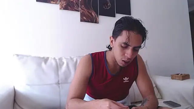 Monkey uchiha777 online show from 02/09/26, 06:34