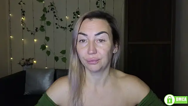 Kiss julli88I online show from 11/24/25, 06:29