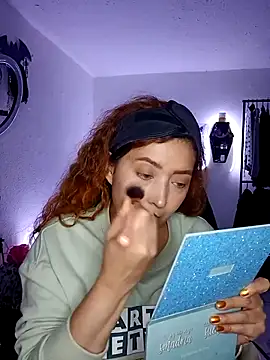 Luz delunaa online show from 03/12/25, 02:52