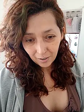 Luz delunaa online show from 02/10/26, 05:28