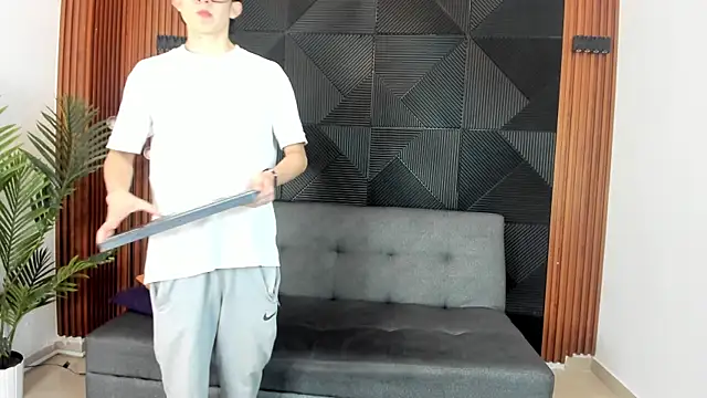 troy rouge online show from 03/14/25, 07:12