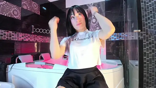 Small Hot19 online show from 10/16/25, 10:38