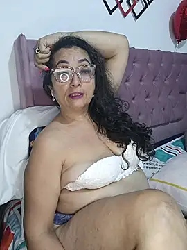 AlessandraLeroy online show from 02/27/26, 01:49