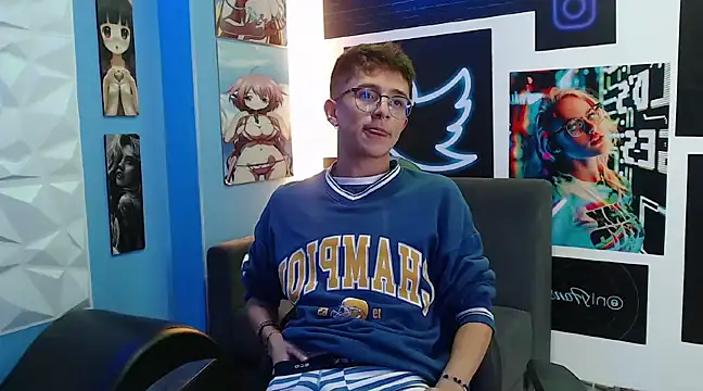 EthanCross  online show from 03/07/25, 06:22