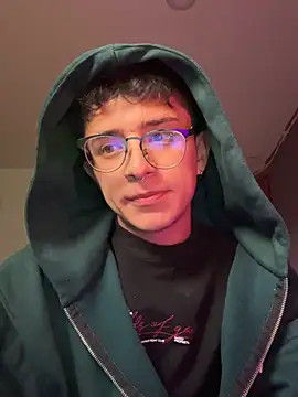 EthanCross  online show from 04/08/26, 09:59