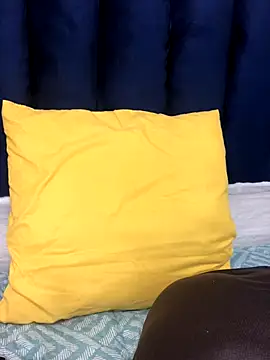 BondiBitch online show from 11/09/25, 10:13