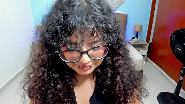 Snapshot of _Lilly_miller chatting on 09/16/25, 07:59 Lilly miller online show from 09/16/25, 07:59