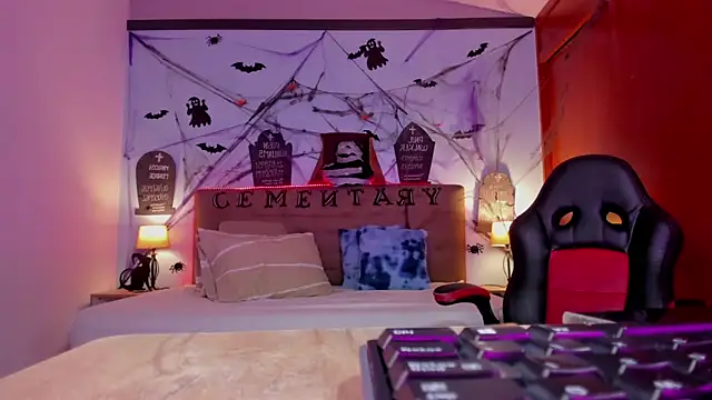  Lilly miller online show from 10/28/25, 07:27