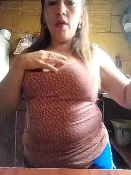 Luna-nevada online show from 03/18/25, 05:21