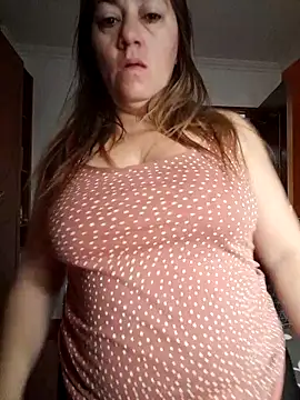 Luna-nevada online show from 10/08/25, 02:04