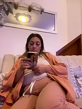 Luna-nevada online show from 12/21/25, 01:02