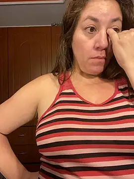 Luna-nevada online show from 02/19/26, 10:33