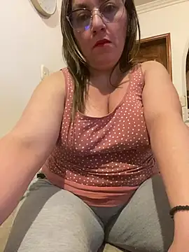 Luna-nevada online show from 04/11/26, 02:05