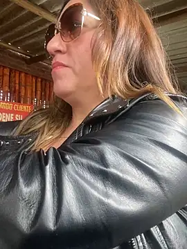 Luna-nevada online show from 04/19/26, 08:22