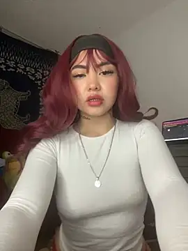 Mia cullen  online show from 10/18/25, 04:48