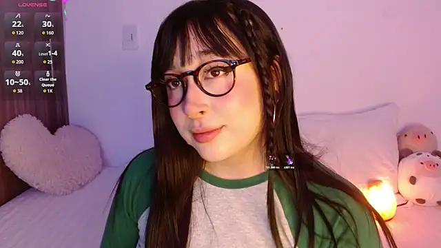 Oliviargf online show from 11/20/25, 11:15