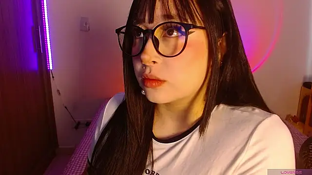 Oliviargf online show from 03/06/26, 12:23