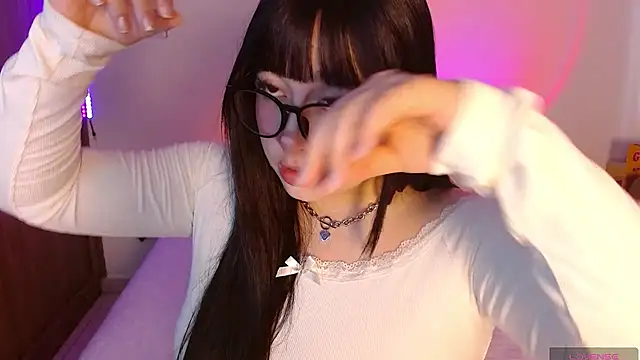 Oliviargf online show from 03/24/26, 12:21