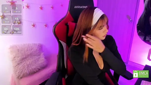 LindaSilverstone online show from 03/26/26, 08:25