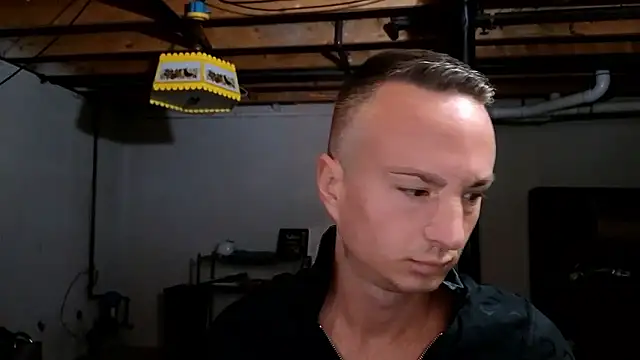 TheDaddy005 online show from 12/20/25, 01:51