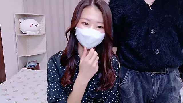 -COCOAtann- online show from 09/19/25, 04:58