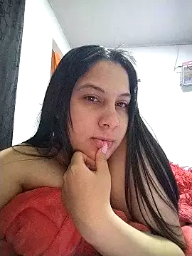 esmeralda jadees online show from 11/29/25, 12:52