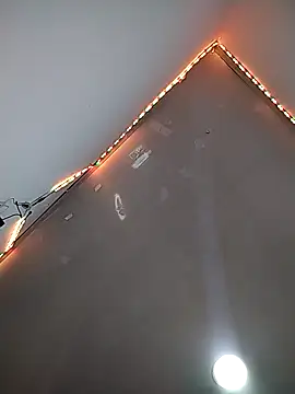 esmeralda jadees online show from 04/20/26, 08:43