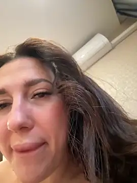 Snapshot of AleksandraRich chatting on 10/30/25, 02:13 AleksandraRich online show from 10/30/25, 02:13