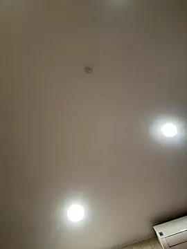 Snapshot of AleksandraRich chatting on 11/08/25, 01:11 AleksandraRich online show from 11/08/25, 01:11