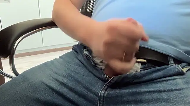 Artur17cmm online show from 03/18/25, 07:08