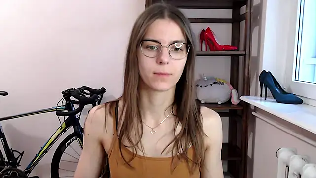 love megi online show from 12/20/25, 07:26