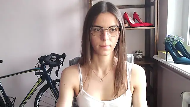 love megi online show from 02/12/26, 02:23