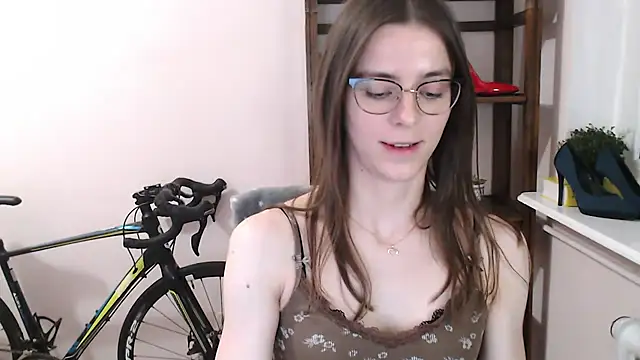 love megi online show from 03/01/26, 07:49